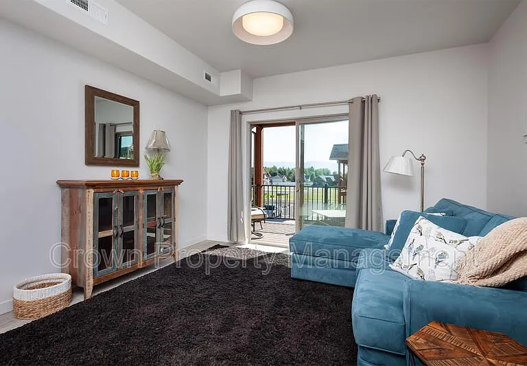 207 Sawyer Ln #D — Photo 6