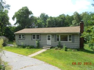 57 Philo Curtis Rd, Sandy Hook, CT 06482