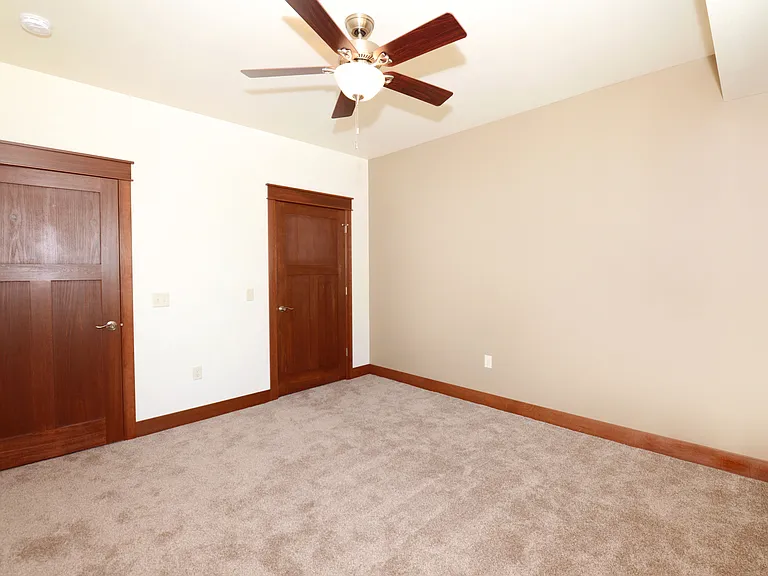 Grandview Heights — Photo 25