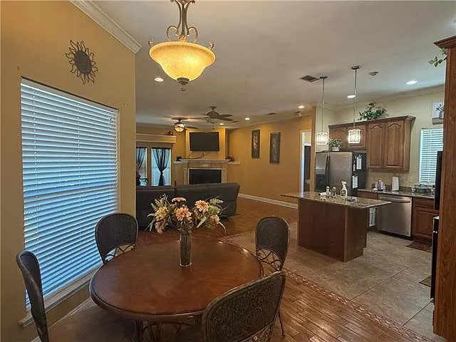 39348 McKendall Dr — Photo 6