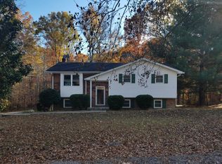 2268 Lambert Dr, Westmoreland, TN 37186