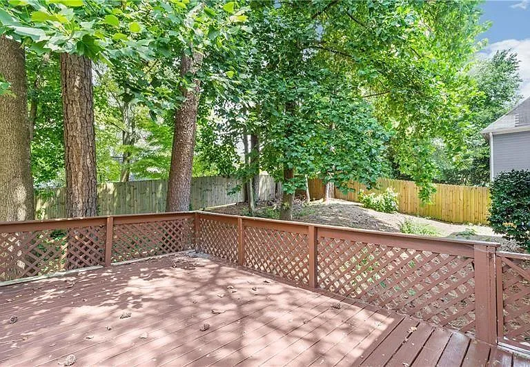 919 Bridgegate Dr NE — Photo 48