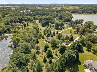 1010 S Waterville Lake Rd, Oconomowoc, WI 53066