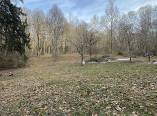 Lansing Edmond Rd, Edmond, WV 25837