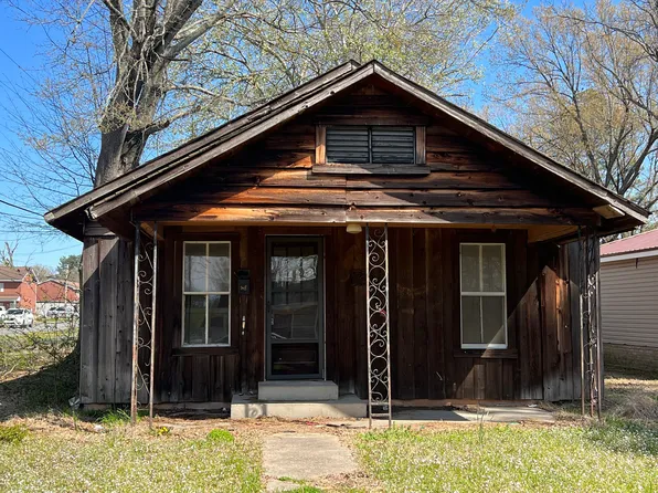 1001 S Rose St, Stuttgart, AR 72160