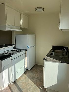 4th image of 12850 Branford St #17