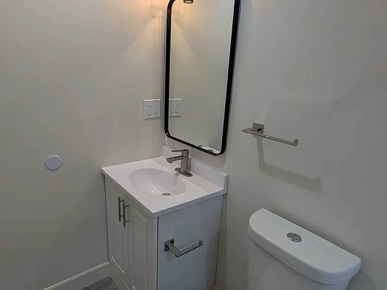 13435 Moorpark St — Photo 23