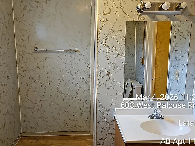 603 W Palouse River Dr #A — Photo 9