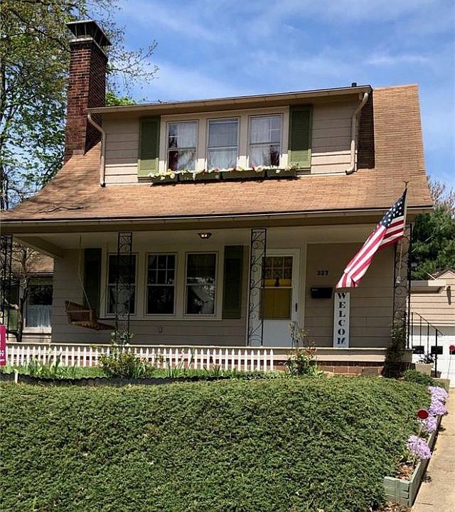 1st image of 327 Stevens Ave