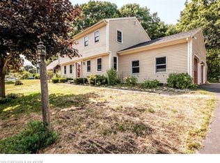 17 Bayberry Ln, Cape Elizabeth, ME 04107