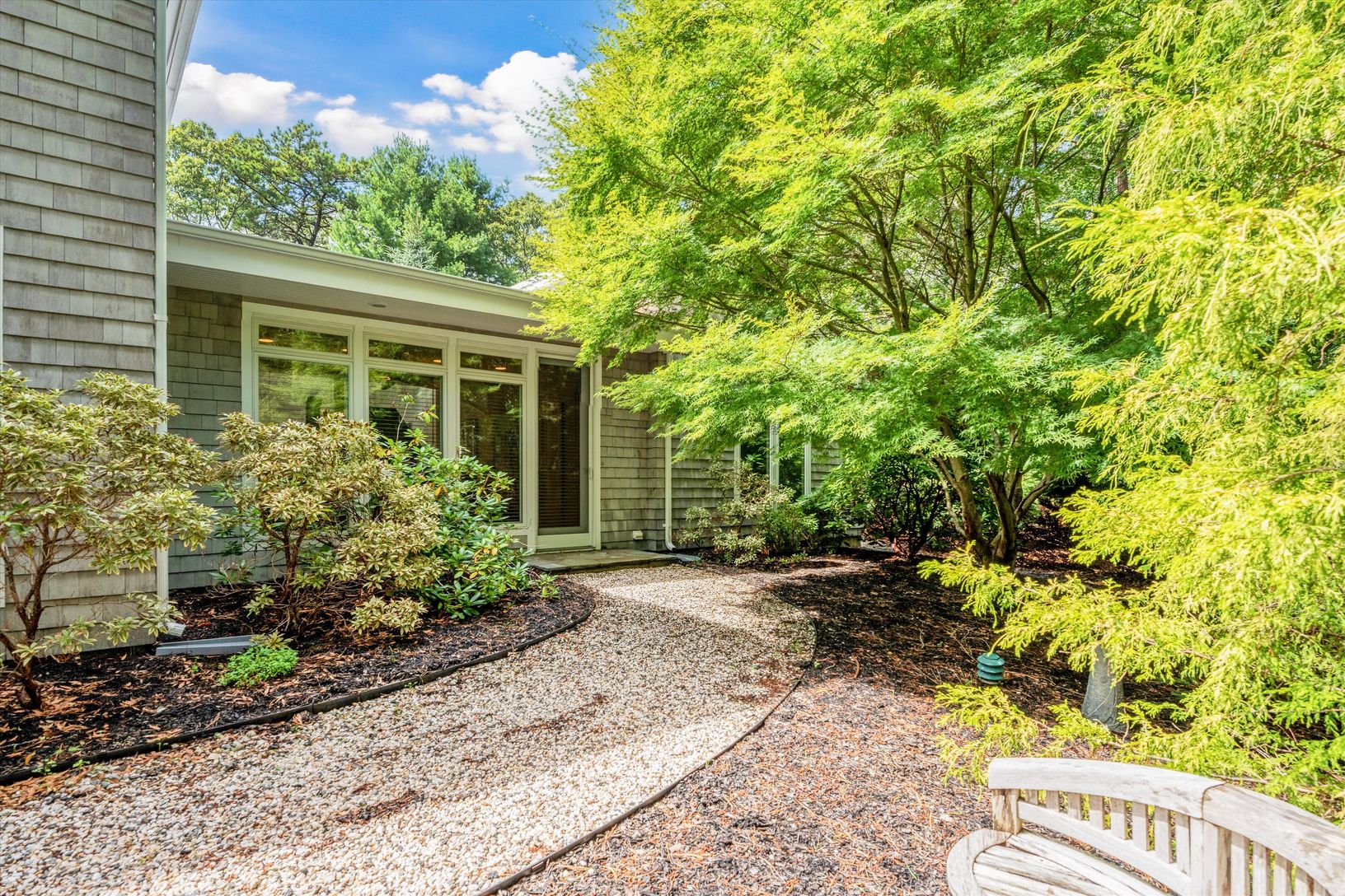  1 Woodland Way, Quogue