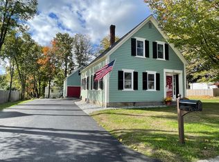 33 Maple St, Wilton, NH 03086