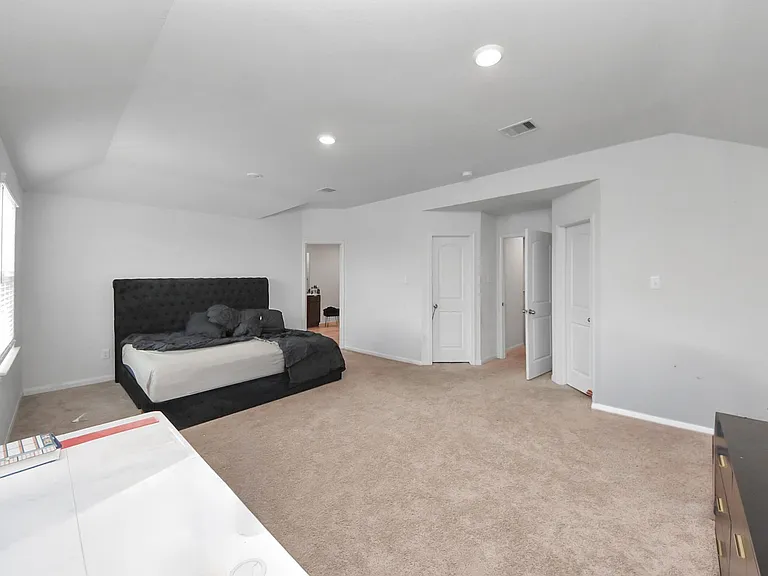 7943 Vacek Meadows Loop — Photo 29