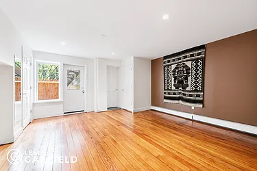 Rented by Leslie J. Garfield