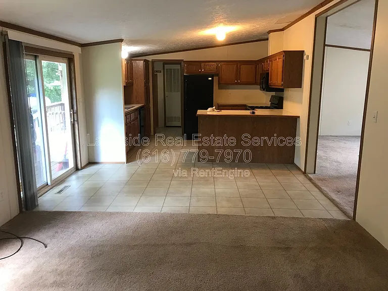 10500 21 Mile Rd NE — Photo 3