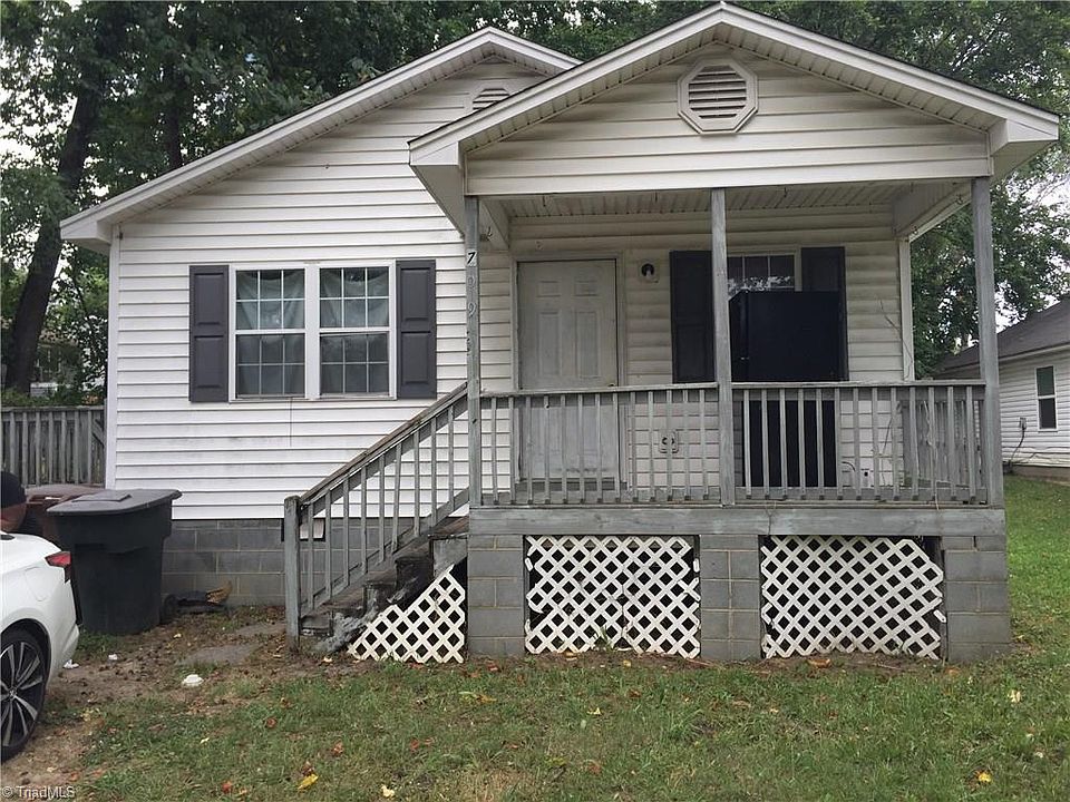 1st image of 709 Rollins St