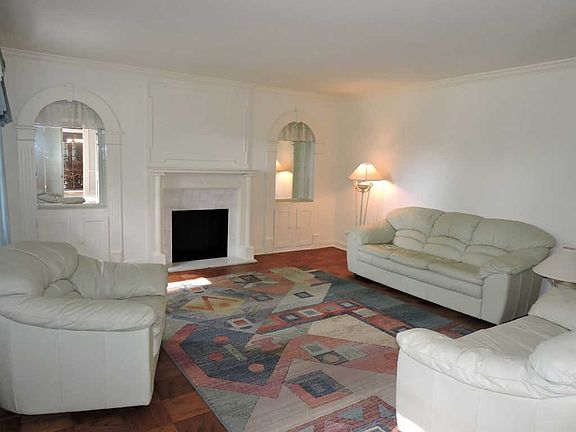 3rd image of 650 Saint Marys Dr