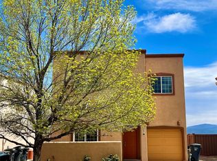 57 Carson Valley Way, Santa Fe, NM 87508