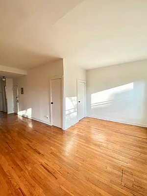 Rented by CMV Realty Inc. | media 27