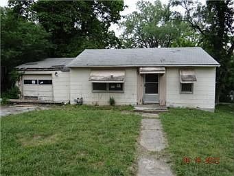 1st image of 4434 Claudine Ln