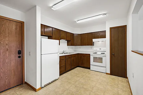 501 Alan Dr #204 Photo 1