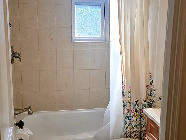 311 Wesmond Dr — Photo 24