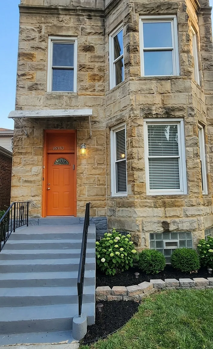2 bed, 1200 sqft, $1,500 — Photo 1