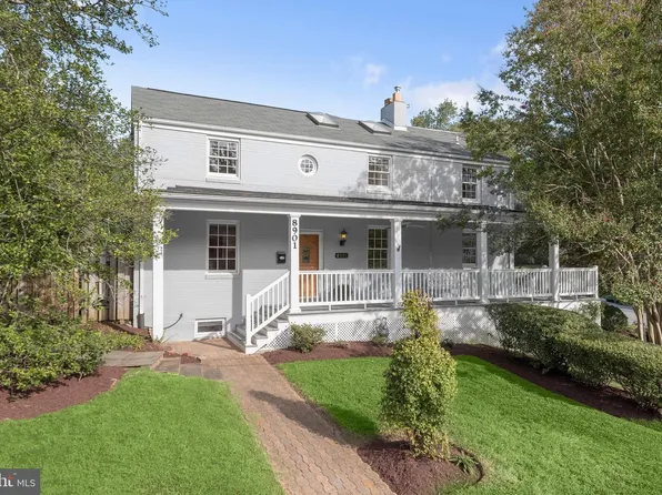 8901 Melwood Rd, Bethesda, MD 20817
