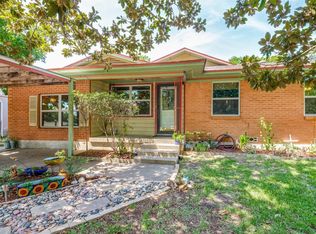 805 Laguna Dr, Denton, TX 76209