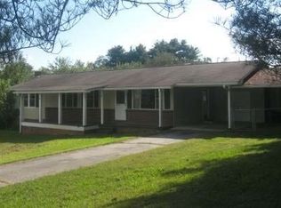 109 Mooreview Homes Rd, Hayesville, NC 28904