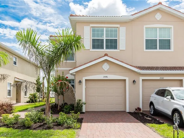 2846 Blossom Way, Naples, FL 34120