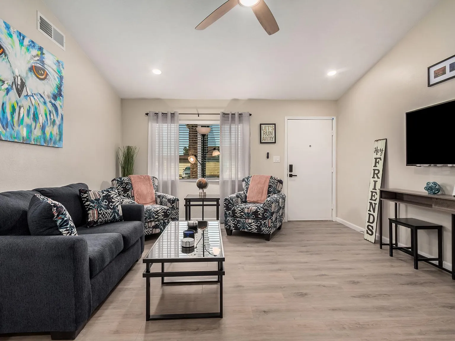 4 bed, 4.0 bath, 1900 sqft, $940 — Photo 4