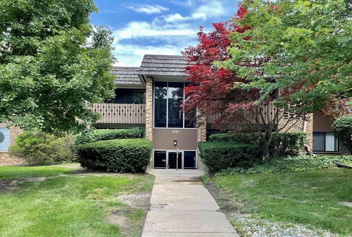 1 bed, 732 sqft, $1,550 — Photo 1