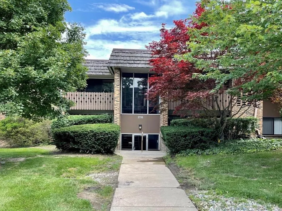 2116 Pauline Blvd #304