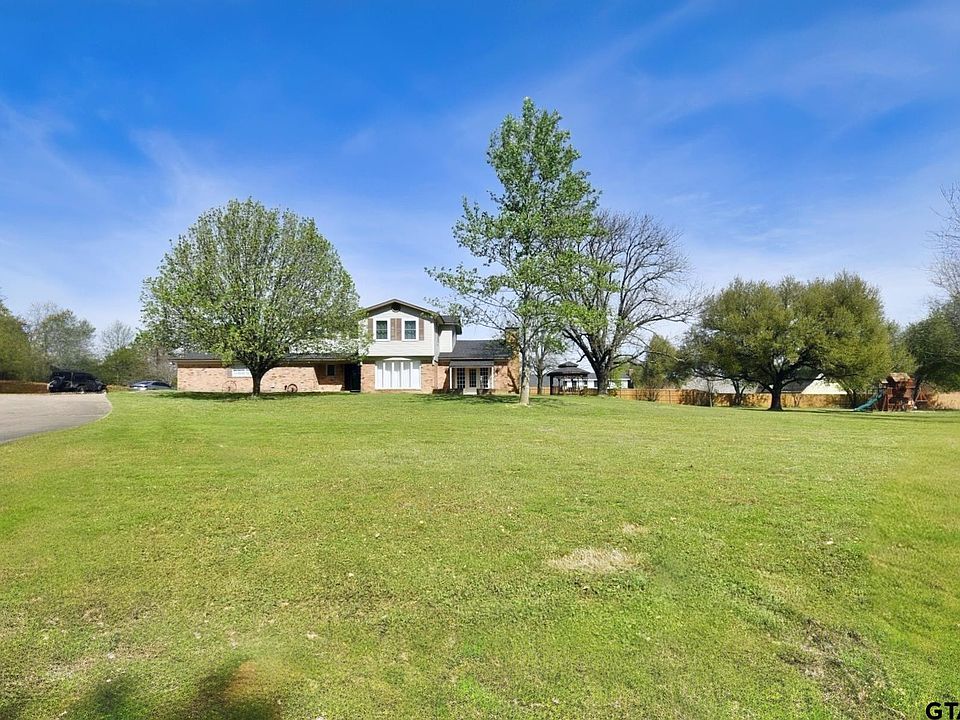 1st image of 802 W Coke Rd