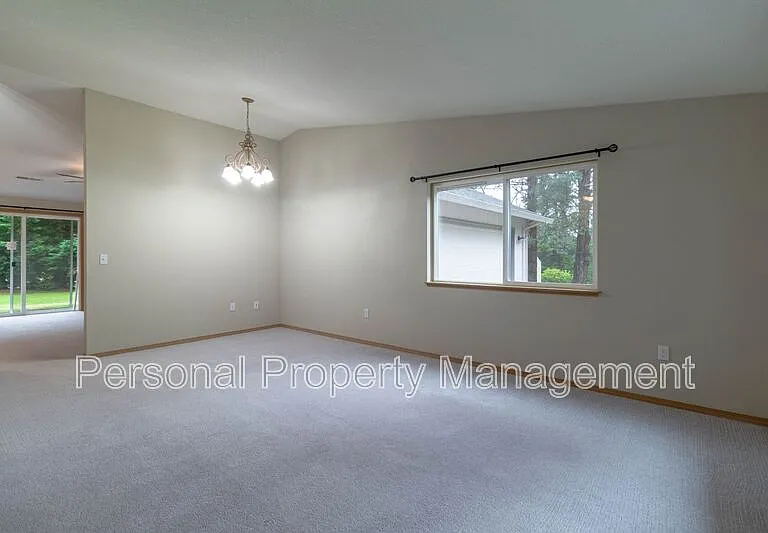 1312 SE 352nd Ave — Photo 3
