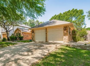 514 Newberry St, Grand Prairie, TX 75052