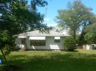 W1016 Sylvan Rd, Genoa City, WI 53128