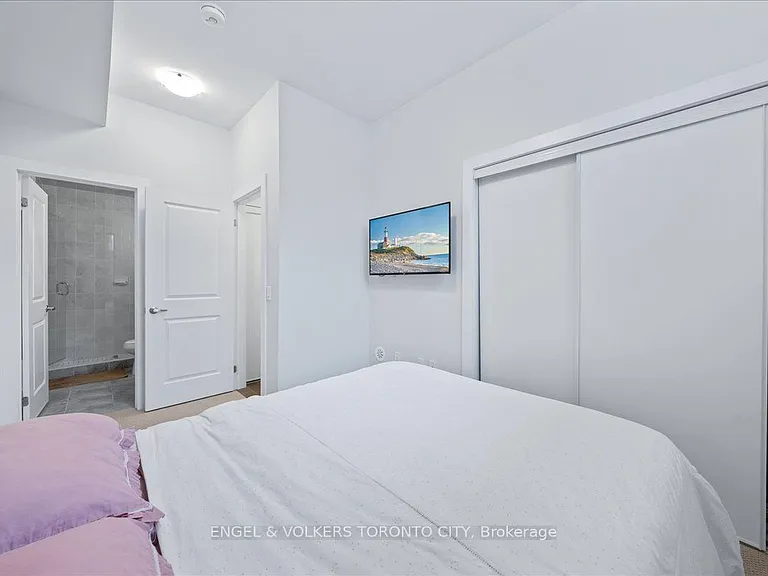 9560 Islington Ave #110 — Photo 29