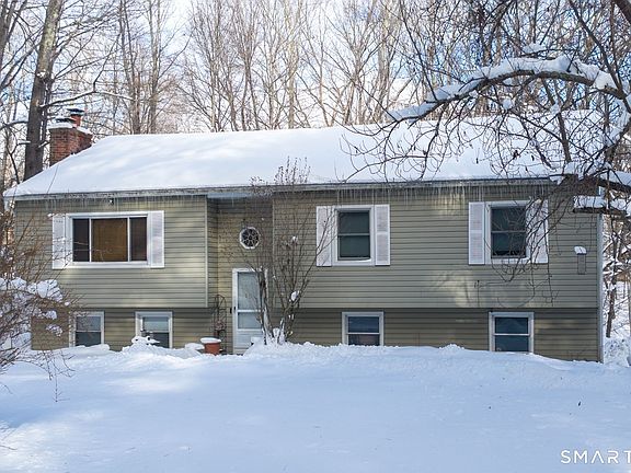 2nd image of 254 Aspetuck Ridge Road