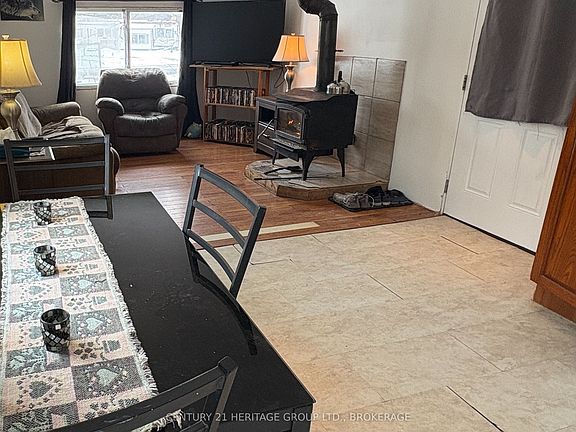 3rd image of 10 Wilson St