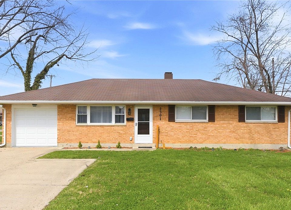 1st image of 1301 Flowerdale Ave