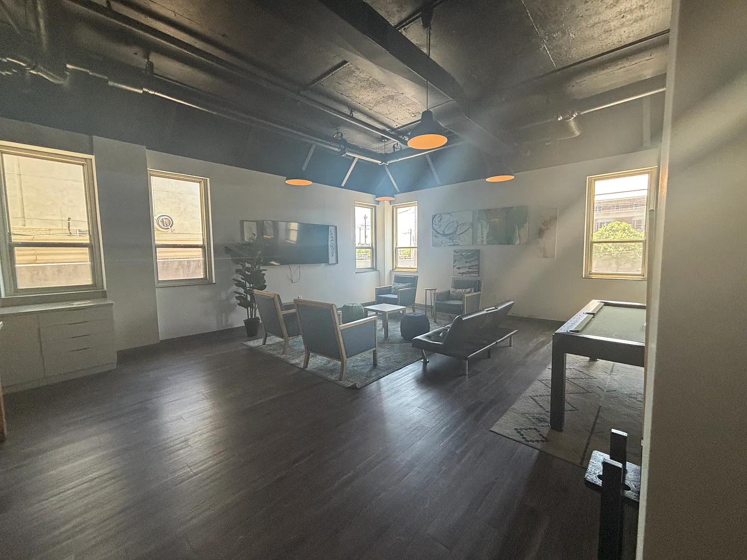 Studio, 600 sqft, $795 — Photo 4