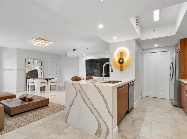 110 Washington Ave APT 2516, Miami Beach, FL 33139