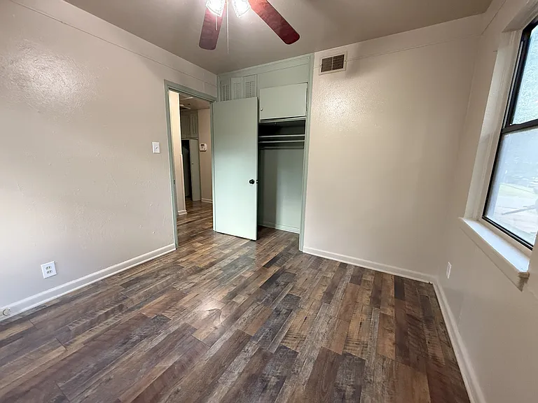 18 Fairmont Dr — Photo 5