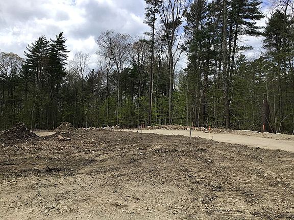 4th image of 0 Lakeside Ave