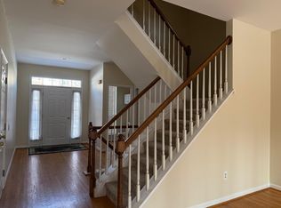 525 Southhampton Ln, Wilmington, DE