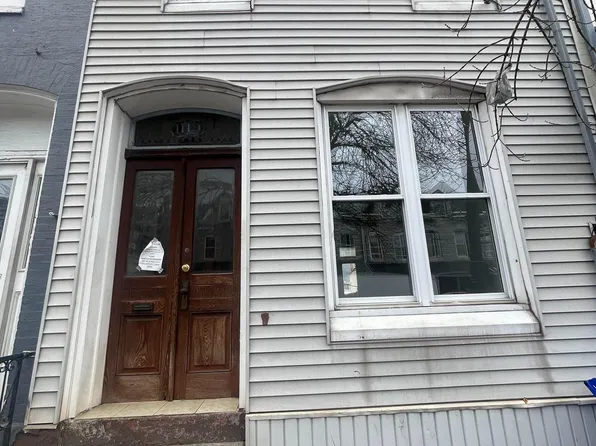 1119 N 9th St, Reading, PA 19604
