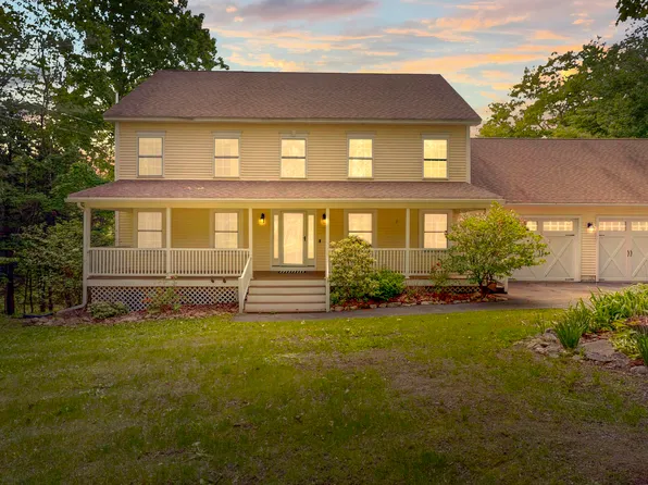60 Waters Edge Drive, Lewiston, ME 04240