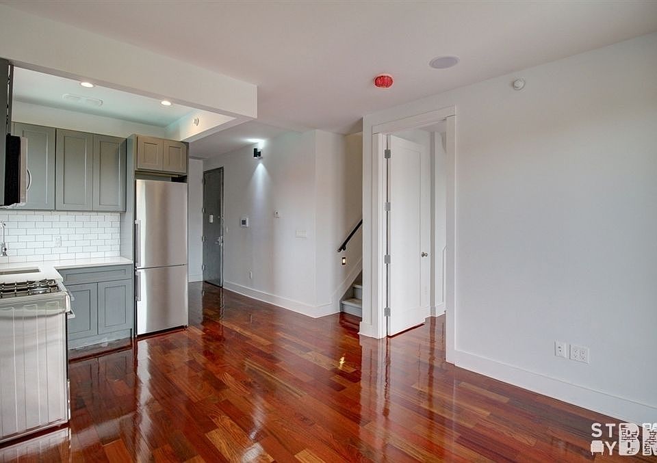 1st image of 315 Franklin Ave #2D